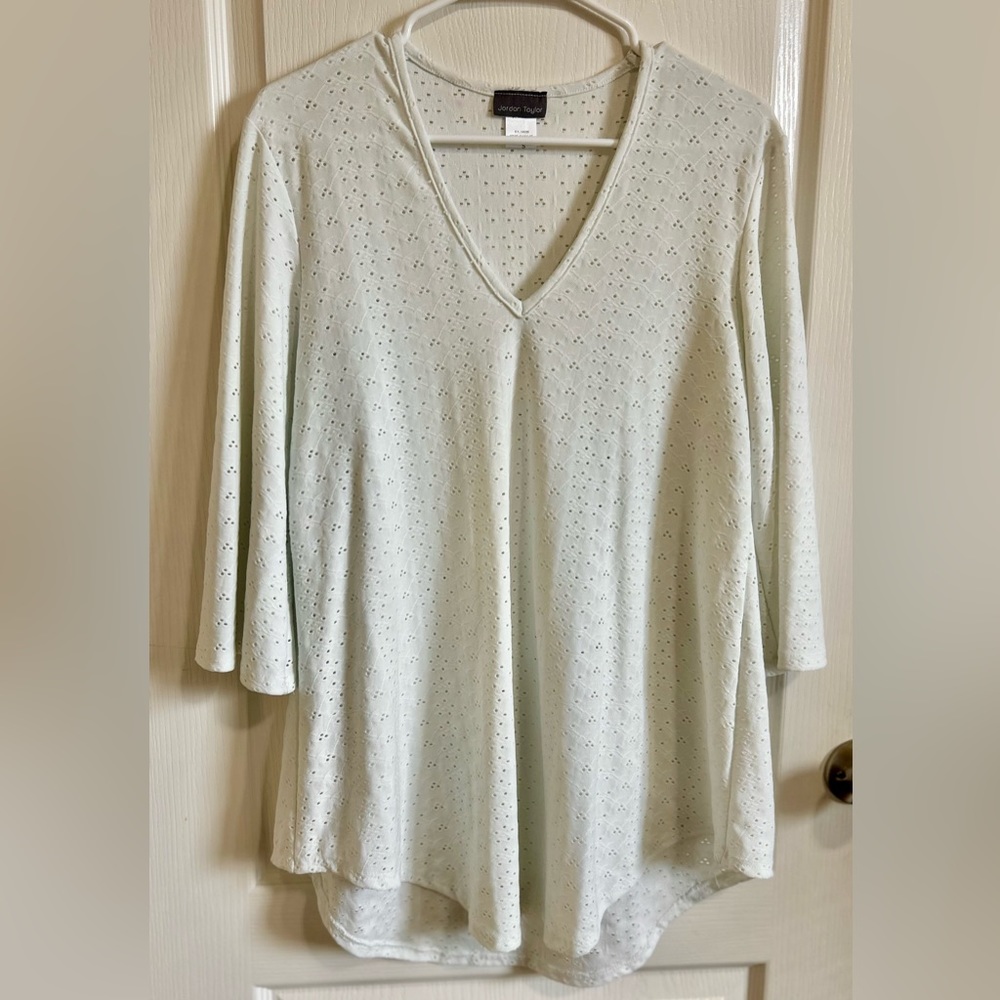 Women’s swim wear coverup